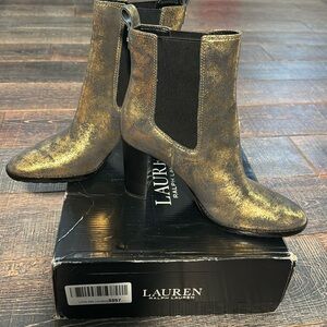 NWB LAUREN RALPH LAUREN SZ 9